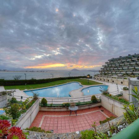 Vistamar. Primera Linea. Bahia De Santona Apartment Екстериор снимка