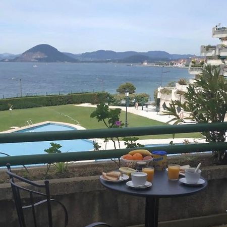 Vistamar. Primera Linea. Bahia De Santona Apartment Екстериор снимка